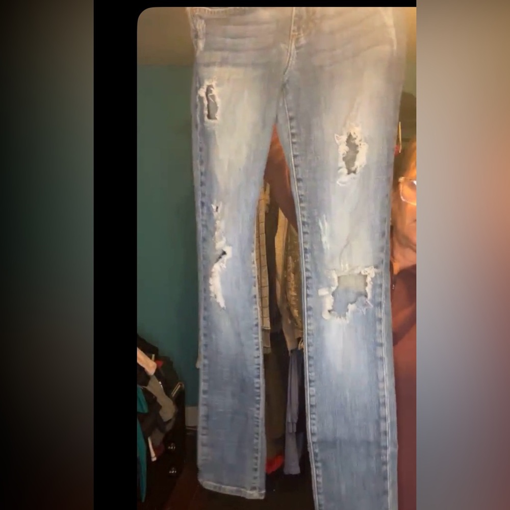 Women’s Bebe Distressed Medium Wash Jeans Size 28
